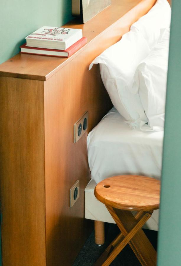Hotel Le Temeraire シャロル エクステリア 写真